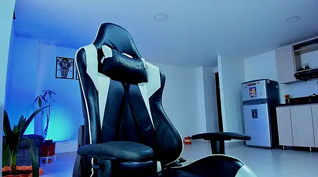 alexander collin02 online show from 7, 3, 2025