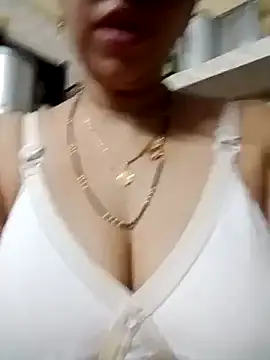 Snapshot of jiyahot1432 chatting on 14, 2, 2025 jiyahot1432 online show from 14, 2, 2025