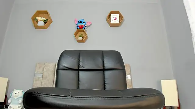 Chloe narcise online show from 22, 3, 2025