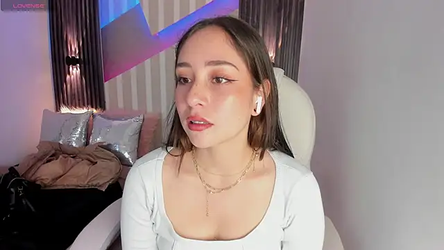 emily layton online show from 10, 2, 2025