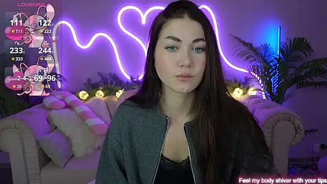 Snapshot of Sunny_Sweety chatting on 13, 12, 2024 Sunny Sweety online show from 13, 12, 2024