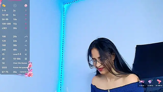 Snapshot of Alba_Olimpo chatting on 25, 11, 2025 Alba Olimpo online show from 25, 11, 2025