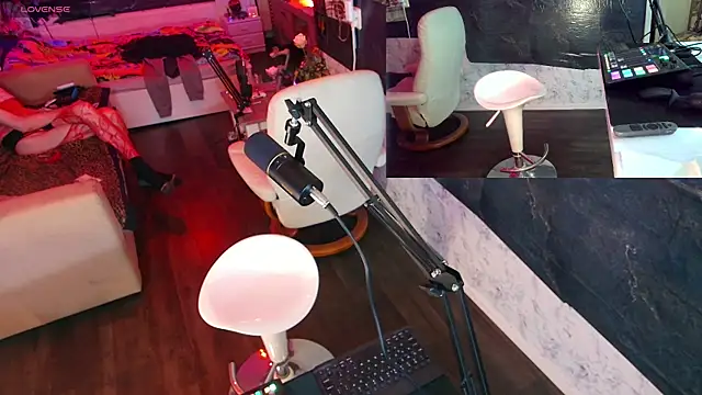 Doggyray44 online show from 21, 12, 2024