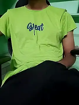 Smartboi007 online show from 8, 12, 2024