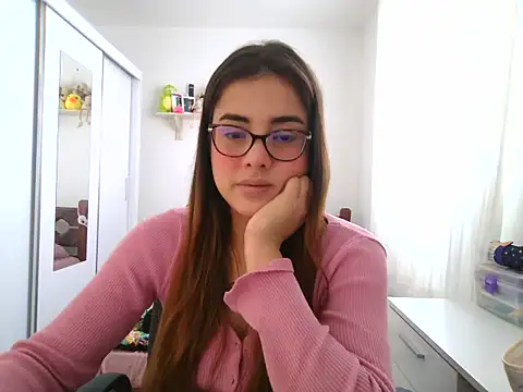 maliamiller online show from 7, 7, 2026