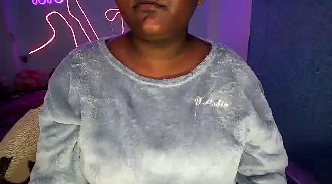 expression queen online show from 19, 1, 2025