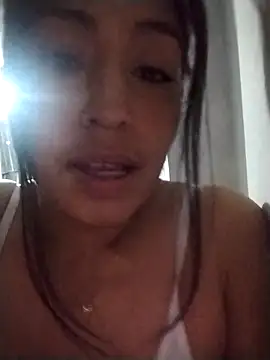 Aisha 09 online show from 28, 4, 2026