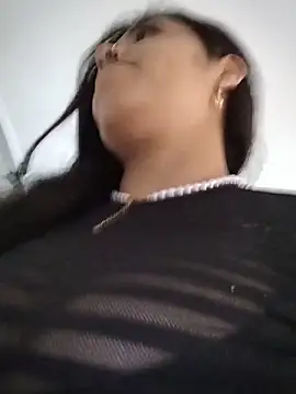 Aisha 09 online show from 17, 6, 2026