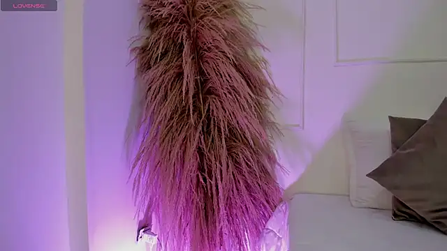  ashleymiller online show from 24, 1, 2025