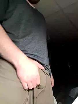 Snapshot of Thatdude32213 chatting on 15, 3, 2026 Thatdude32213 online show from 15, 3, 2026