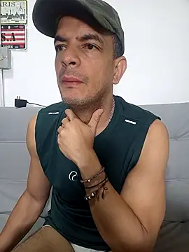 latinmartin73 online show from 15, 2, 2025