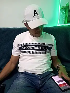 latinmartin73 online show from 14, 3, 2025