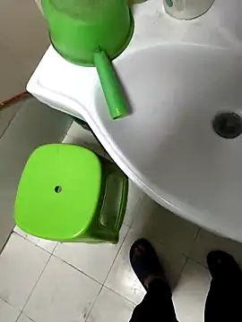 huzi518 online show from 1, 3, 2025