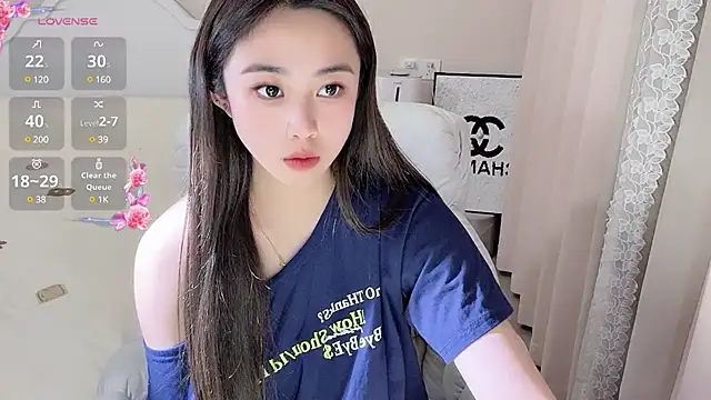 Caitlyn   online show from 20, 3, 2025