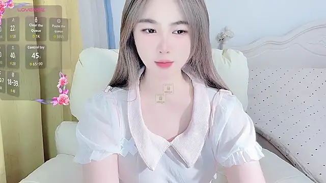 Snapshot of Caitlyn__ chatting on 11, 5, 2026 Caitlyn online show from 11, 5, 2026