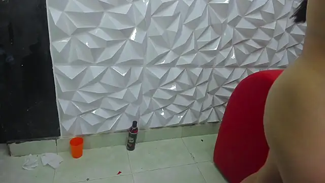 Messy Party online show from 23, 2, 2025