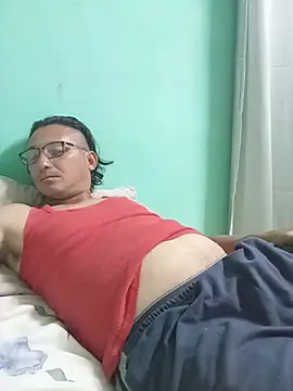 Andresguz35 online show from 15, 7, 2026