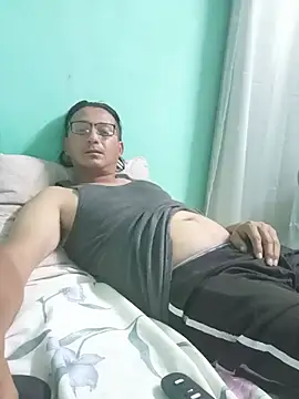 Andresguz35 online show from 24, 7, 2026