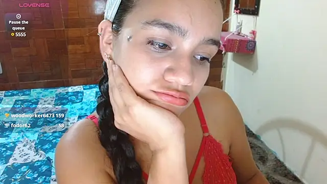 Mia brunette26 online show from 13, 2, 2025