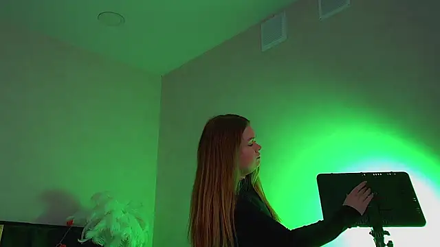 CrystalLyons online show from 1, 11, 2025