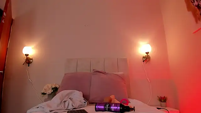 dani skinny  online show from 7, 1, 2025