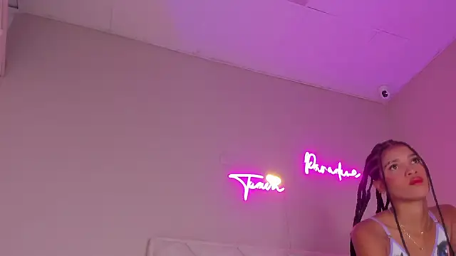 dani skinny  online show from 15, 9, 2025