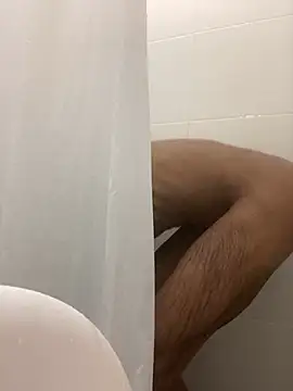 Lucascacaca online show from 8, 12, 2024