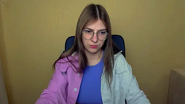 Luna Lush  online show from 10, 10, 2025