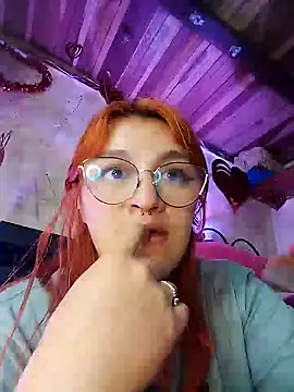 SophiaWeestt99 online show from 18, 2, 2025