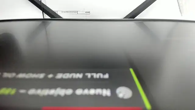 Snapshot of Molly_naughty__ chatting on 6, 12, 2024 Molly naughty online show from 6, 12, 2024