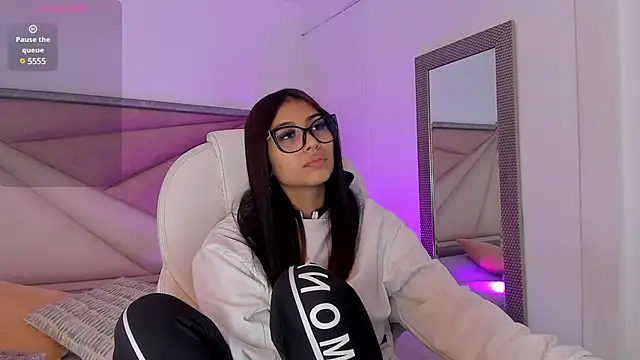 ZaraLim online show from 6, 12, 2024