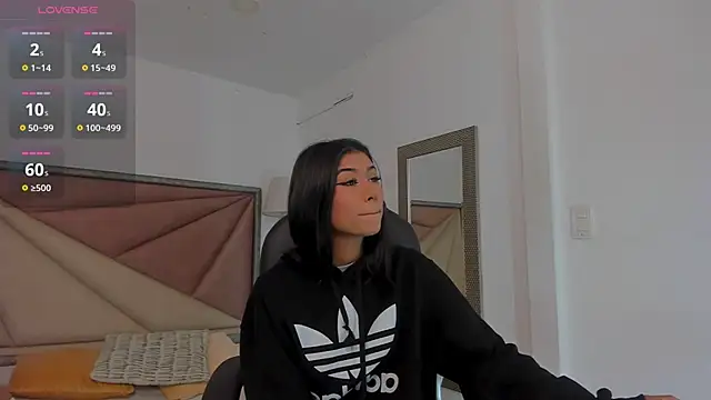 ZaraLim online show from 10, 3, 2025