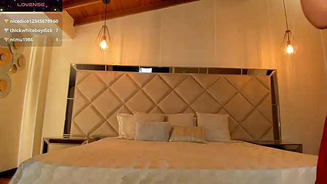 RebeccaHudson online show from 14, 2, 2025