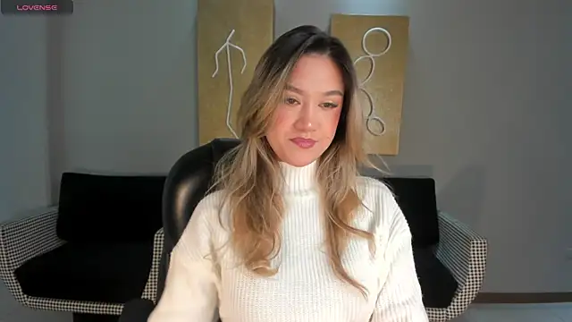 RebeccaHudson online show from 23, 10, 2025