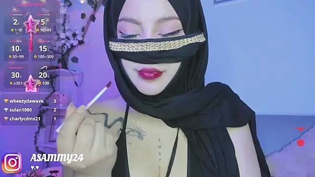 Lilith Asami online show from 18, 1, 2025