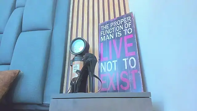 candela collinss online show from 14, 1, 2025