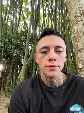 Snapshot of _PhillipBrown chatting on 12, 12, 2024 PhillipBrown online show from 12, 12, 2024