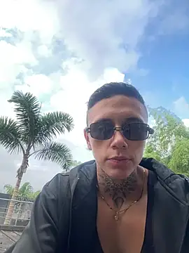 Snapshot of _PhillipBrown chatting on 11, 1, 2025 PhillipBrown online show from 11, 1, 2025