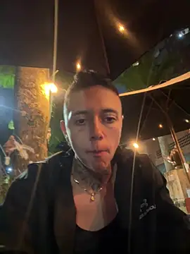 Snapshot of _PhillipBrown chatting on 21, 1, 2025 PhillipBrown online show from 21, 1, 2025