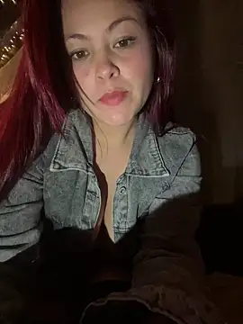 lia moon77 online show from 9, 1, 2025