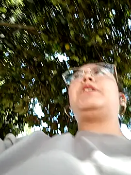 lara moon25 online show from 6, 12, 2024