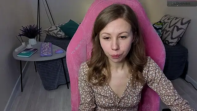 Lill Mary online show from 11, 3, 2025