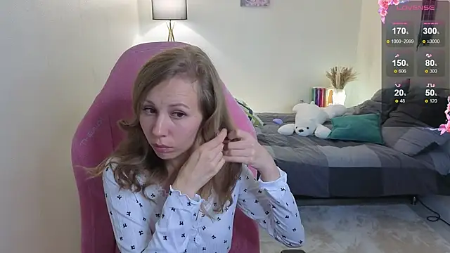 Lill Mary online show from 8, 10, 2025