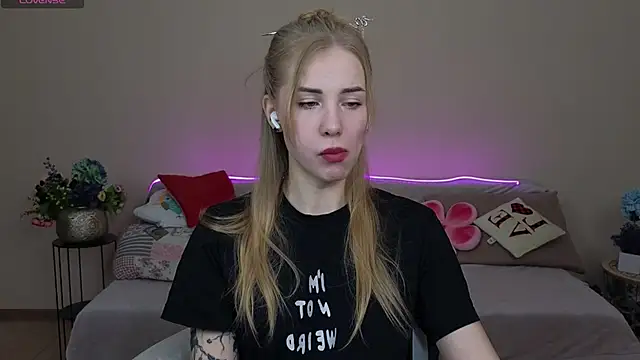 LunaBelli online show from 4, 4, 2026