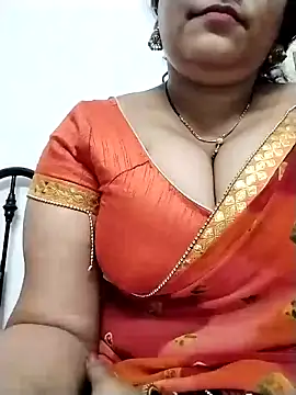 Nyra-23 online show from 4, 1, 2025