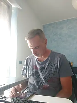 Snapshot of Marcolino183 chatting on 6, 7, 2026 Marcolino183 online show from 6, 7, 2026