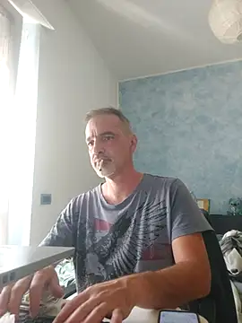 Snapshot of Marcolino183 chatting on 6, 7, 2026 Marcolino183 online show from 6, 7, 2026