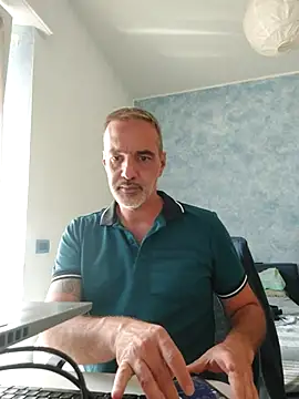Snapshot of Marcolino183 chatting on 20, 7, 2026 Marcolino183 online show from 20, 7, 2026