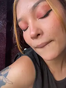 baby lizy online show from 2, 2, 2025