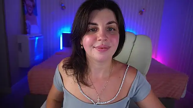 MirandaWong online show from 13, 9, 2025